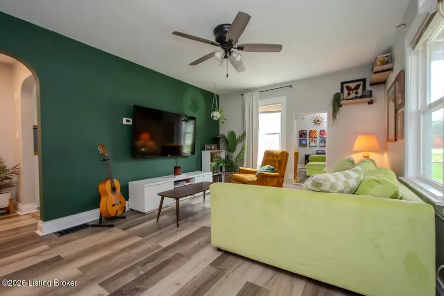 4941 Graston Ave, Louisville, KY 40216 - #2