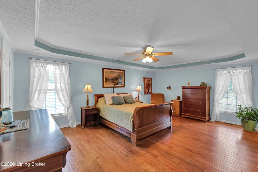 5494 Old Sligo Rd, La Grange, KY 40031 - #3