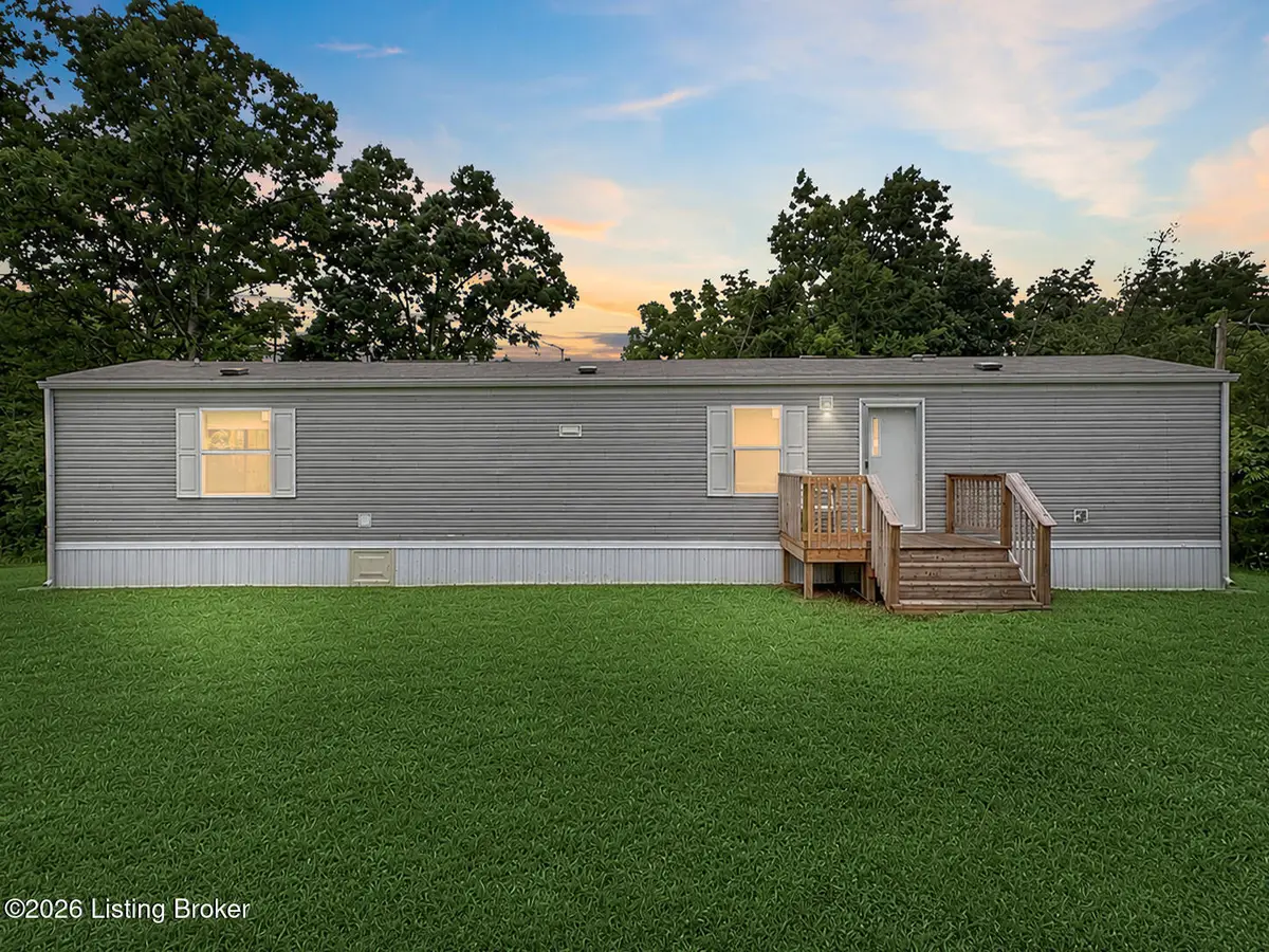 765 Browningtown Rd, Shepherdsville, KY 40165 - #1