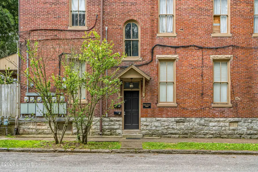 1127 S Brook St #APT 5, Louisville, KY 40203 - #3