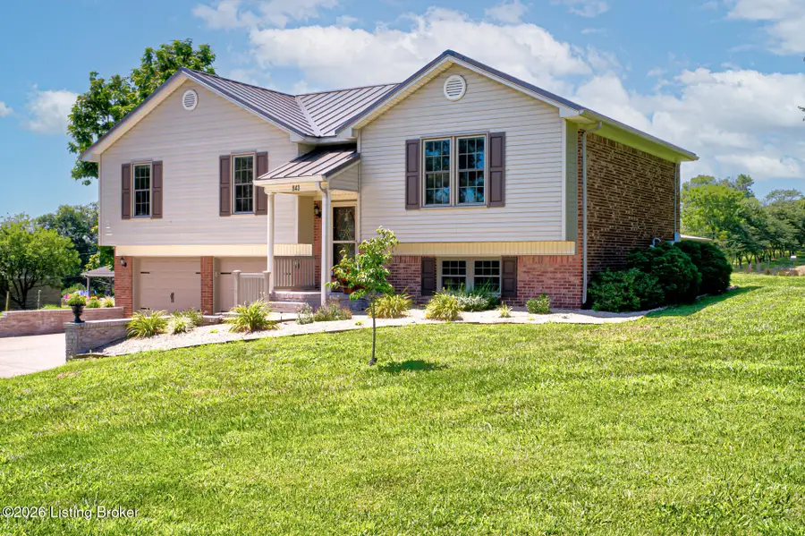 843 Hobbs Ln, Coxs Creek, KY 40013 - #2