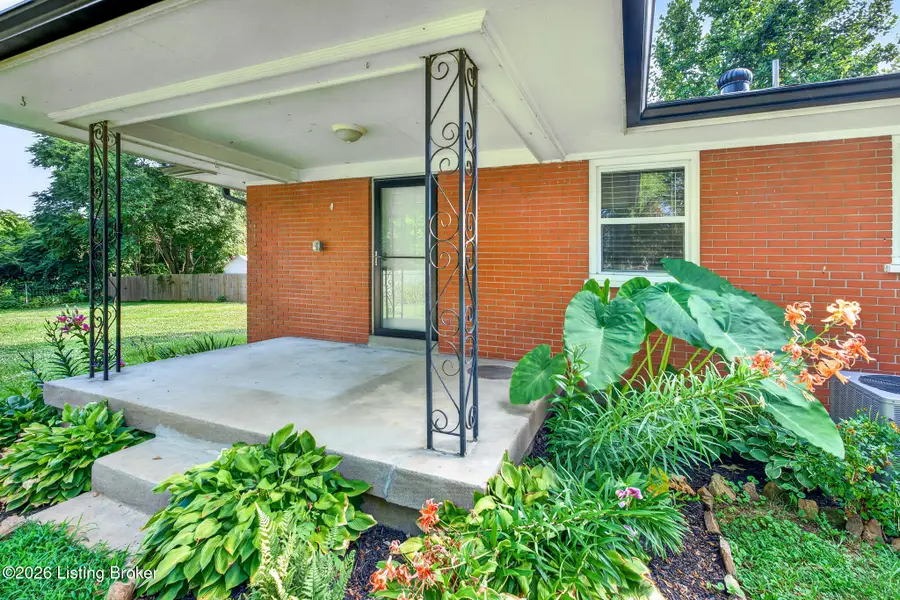 3829 N Preston Hwy, Shepherdsville, KY 40165 - #2