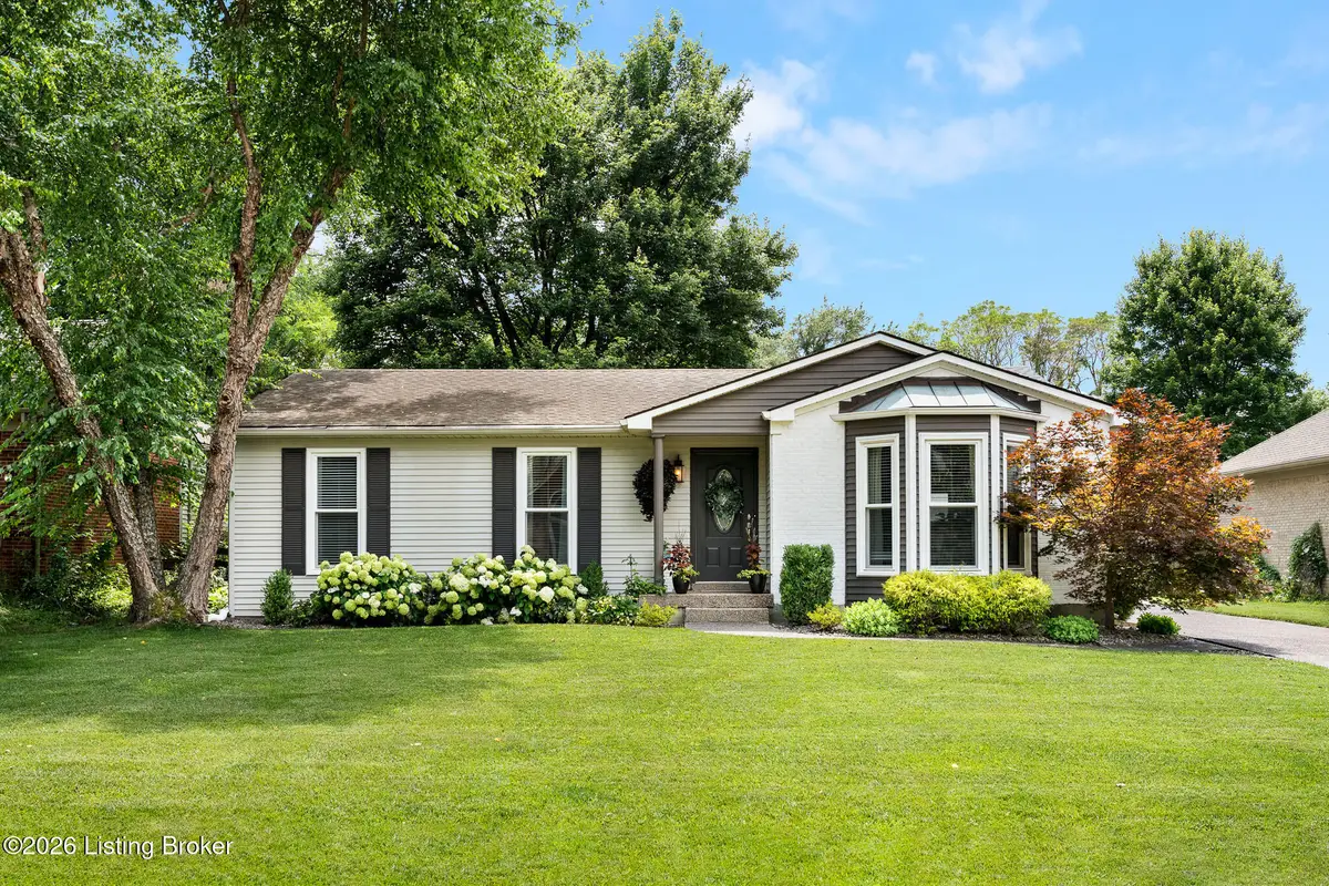 4302 Holly Tree Dr, Louisville, KY 40241 - #1