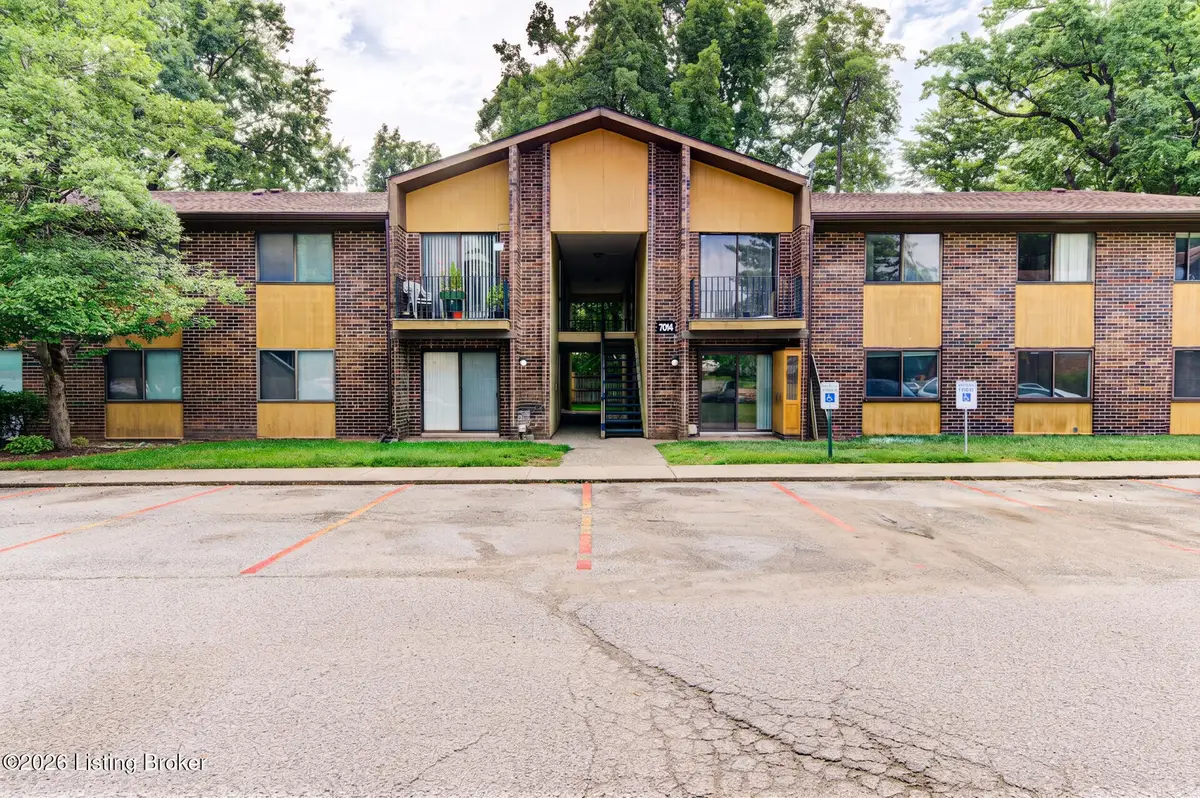7074 Wildwood Cir #APT 162, Louisville, KY 40291 - #1