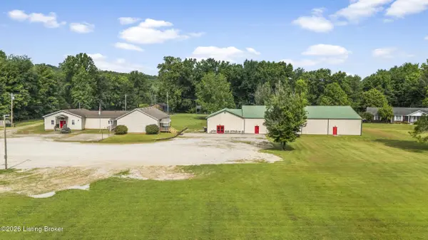 2357 W Blue Lick Rd, Shepherdsville, KY 40165