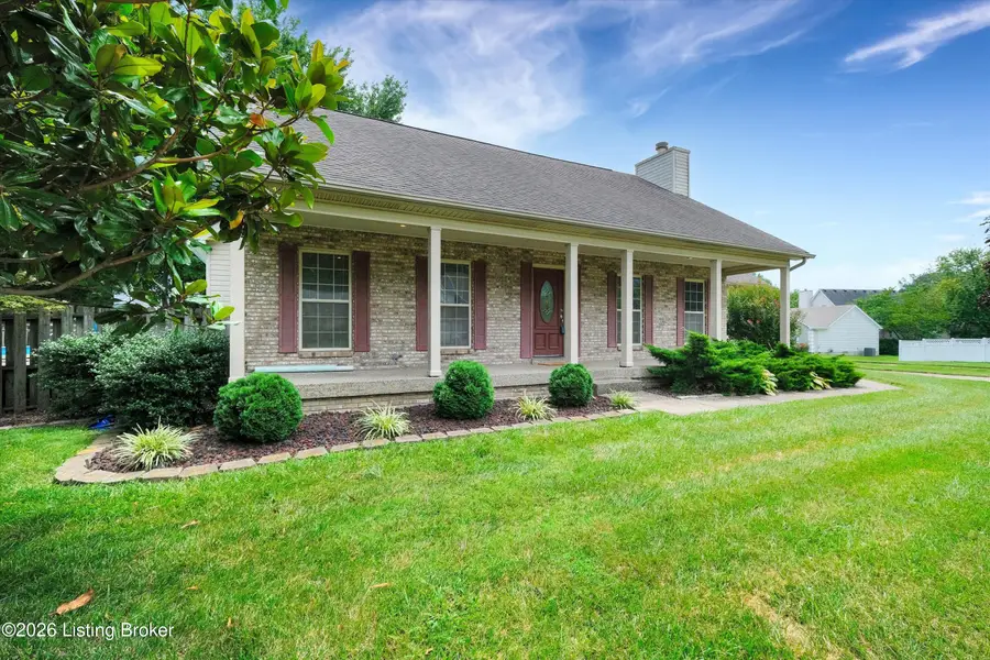 5514 Woodcross Pl, Louisville, KY 40229 - #3