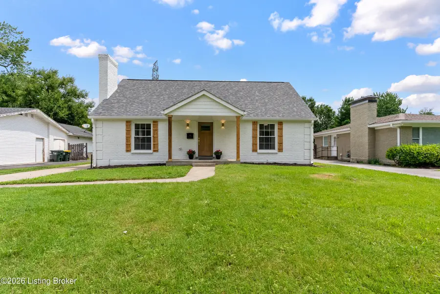 6817 Green Meadow Cir, Louisville, KY 40207 - #2