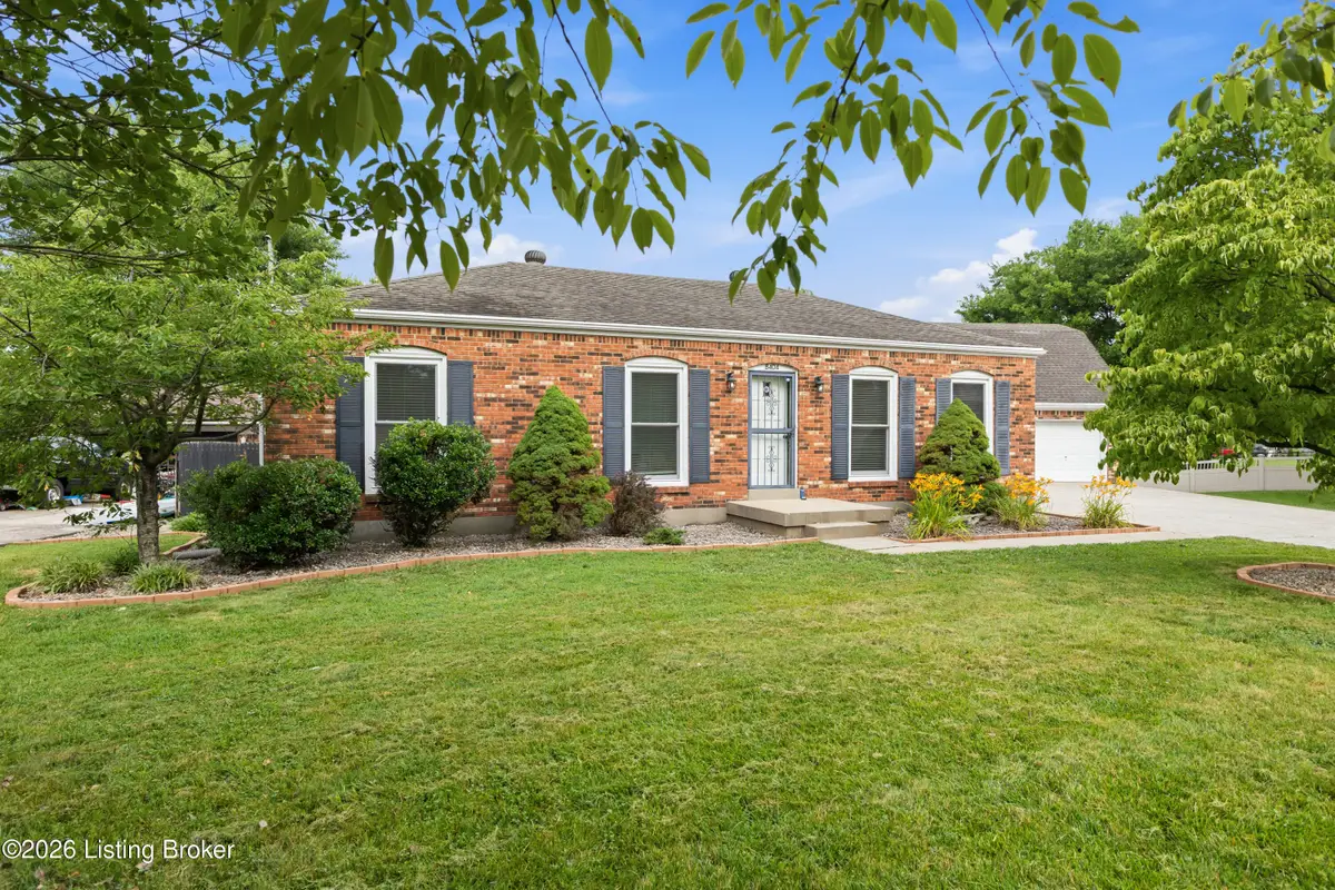 8404 Rodney Cir, Louisville, KY 40219 - #1