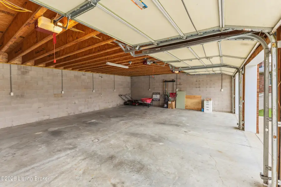 8404 Rodney Cir, Louisville, KY 40219 - #3