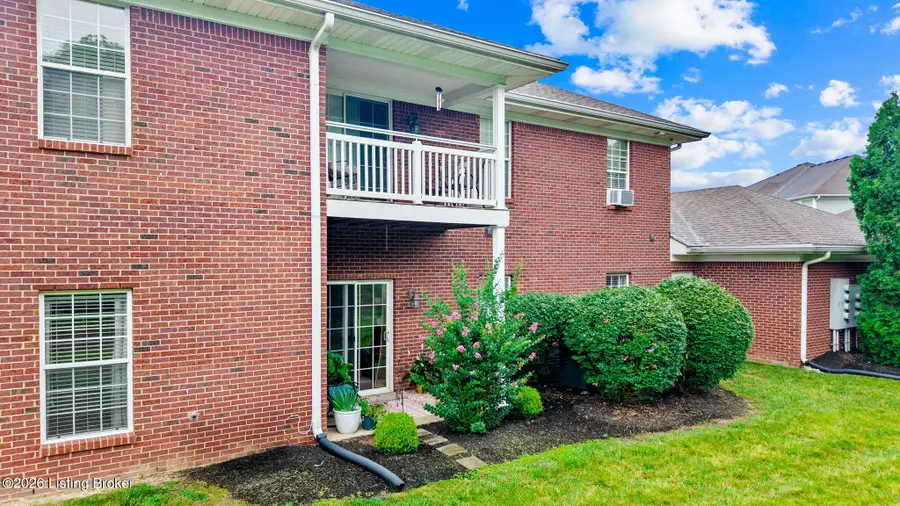 9606 Preston Spring Dr #104, Louisville, KY 40229 - #2