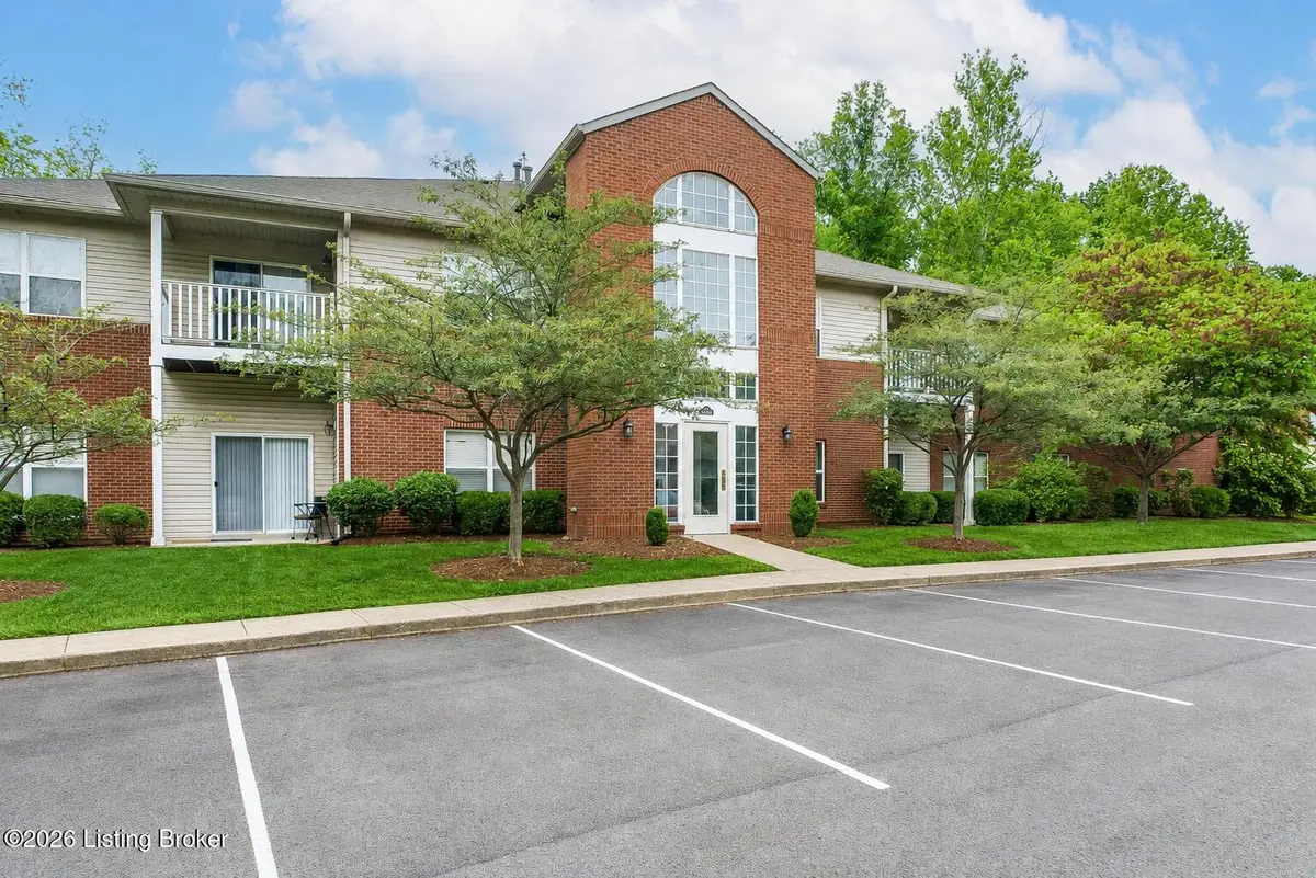 9210 Hawthorne Pointe Dr #103, Louisville, KY 40272 - #1