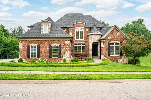 3642 Woodland Dr, Floyds Knobs, IN 47119