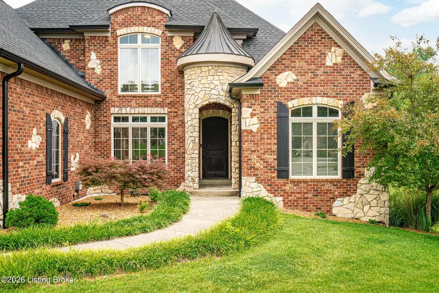3642 Woodland Dr, Floyds Knobs, IN 47119 - #2