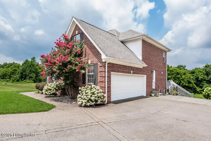 6520 Keeling Place Rd, Louisville, KY 40291 - #2