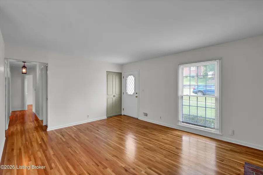 3306 Mid Dale Ln, Louisville, KY 40220 - #3