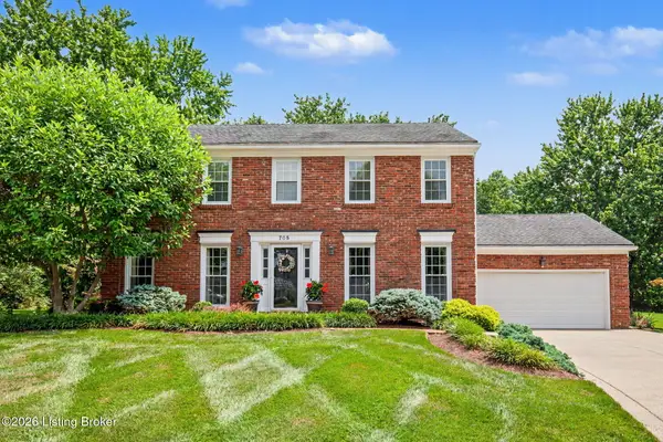 705 Bell Rock Pl, Louisville, KY 40243