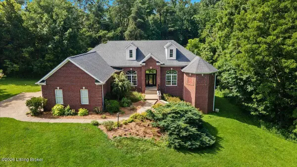 17106 Deer Crossing Trail, Louisville, KY 40023