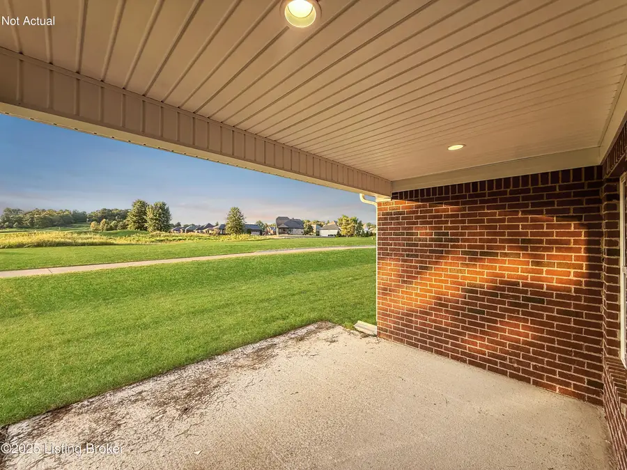 132B Lanai Dr, Shepherdsville, KY 40165 - #2