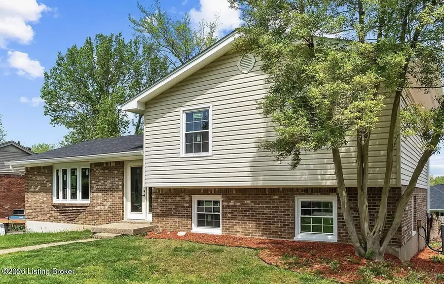 1415 Cedarbrook Rd, Goshen, KY 40026 - #2