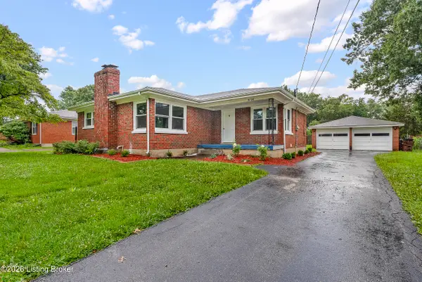 8706 Michael Edward Dr, Louisville, KY 40291