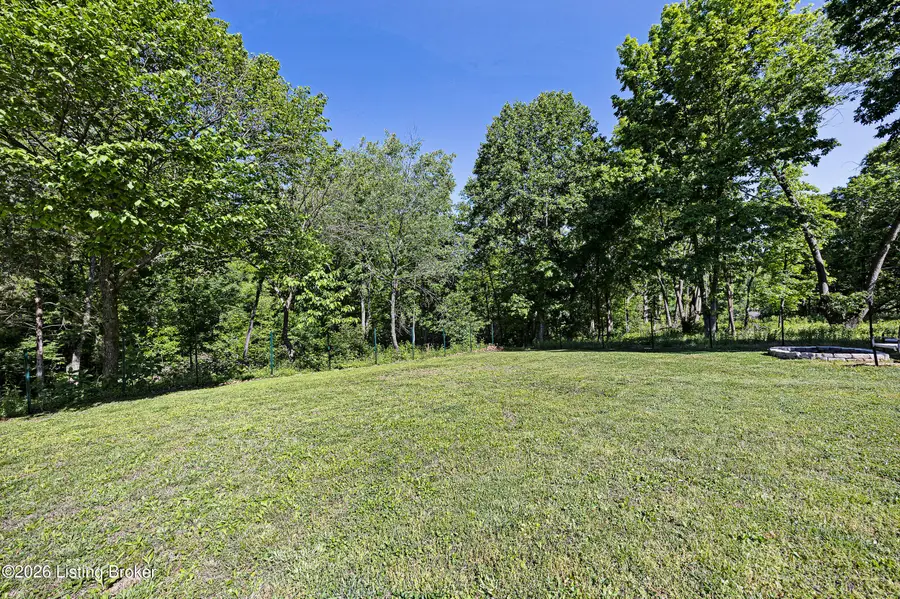 103 Putters Pk Dr, New Haven, KY 40051 - #3