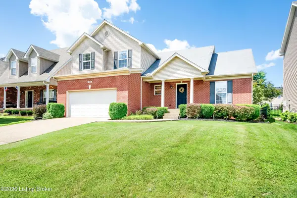 416 Arlington Meadows Dr, Fisherville, KY 40023