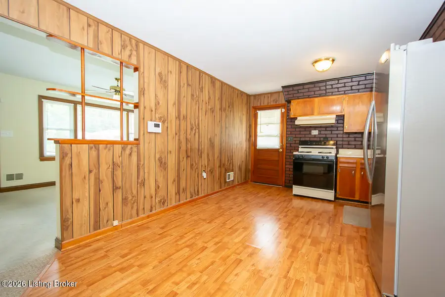 8606 Denise Dr, Louisville, KY 40219 - #3