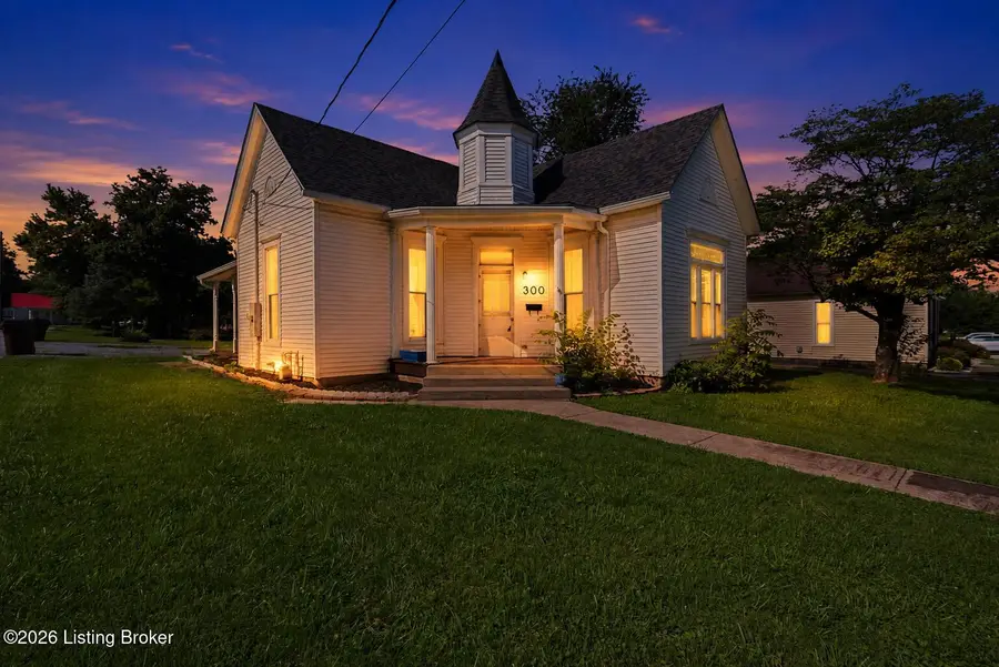 300 W Main St, Hodgenville, KY 42748 - #2
