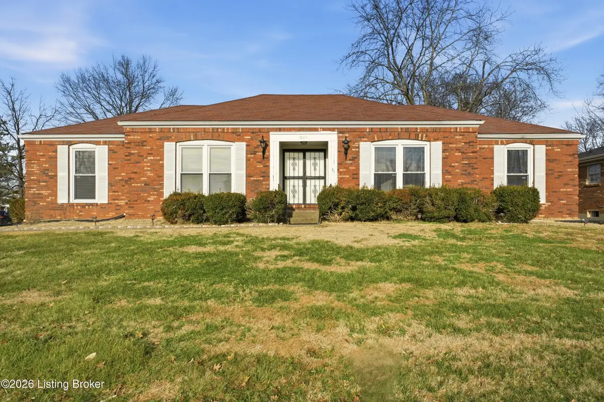 10501 Lawrencekirk Ct, Louisville, KY 40243 - #1