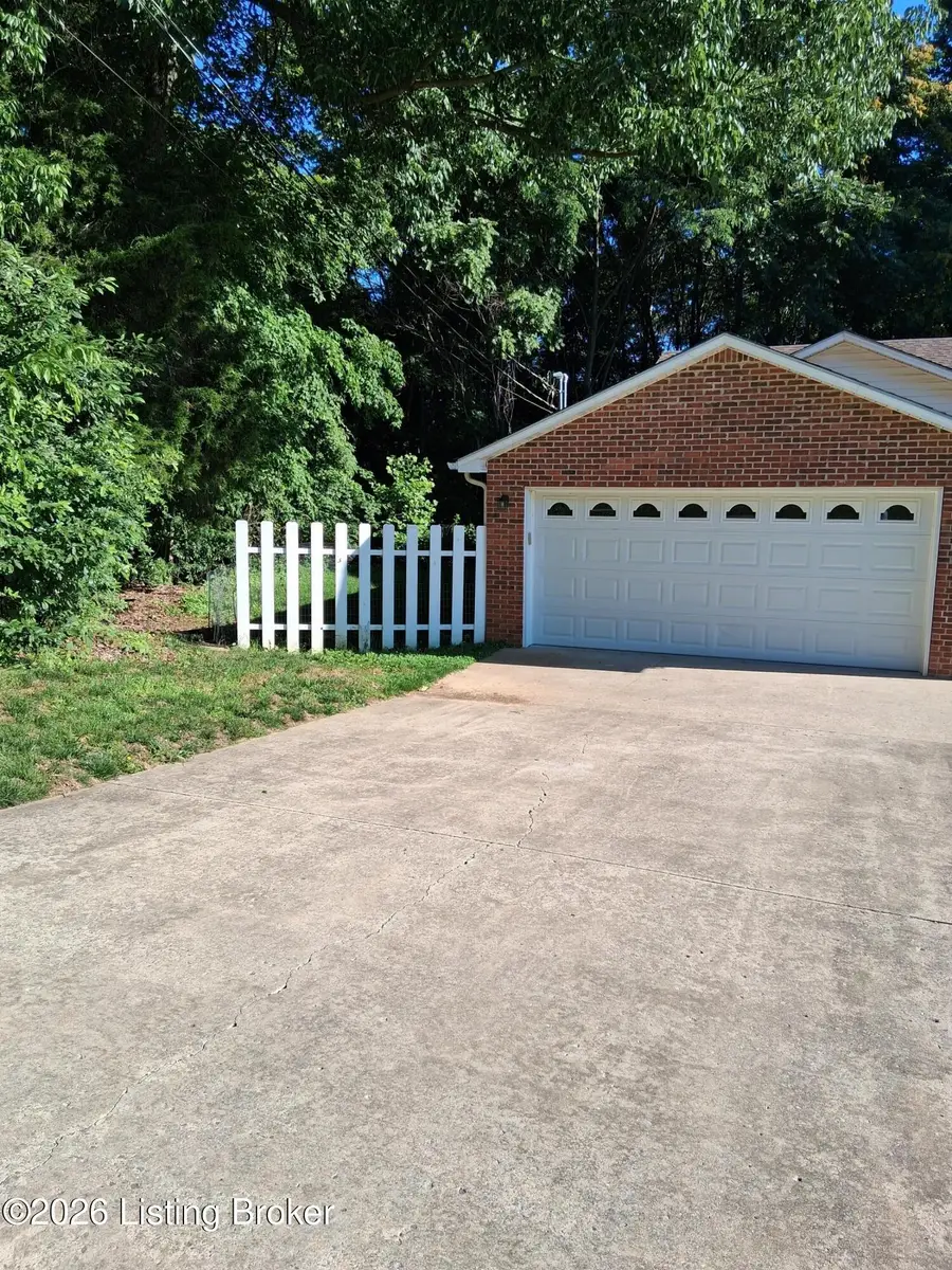 3440 Doe Valley Pkwy, Brandenburg, KY 40108 - #3