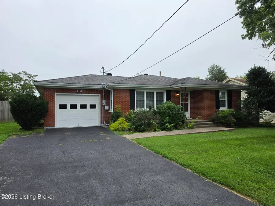 105 Greenhill Dr, Campbellsville, KY 42718 - #2