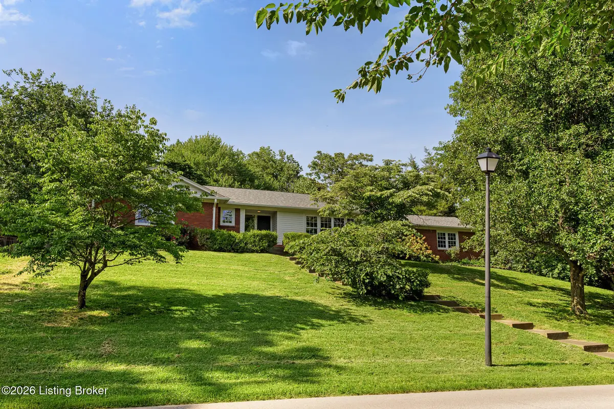 3027 Beals Branch Dr, Louisville, KY 40206 - #1