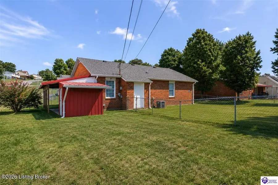 918 Austin Dr, Radcliff, KY 40160 - #2