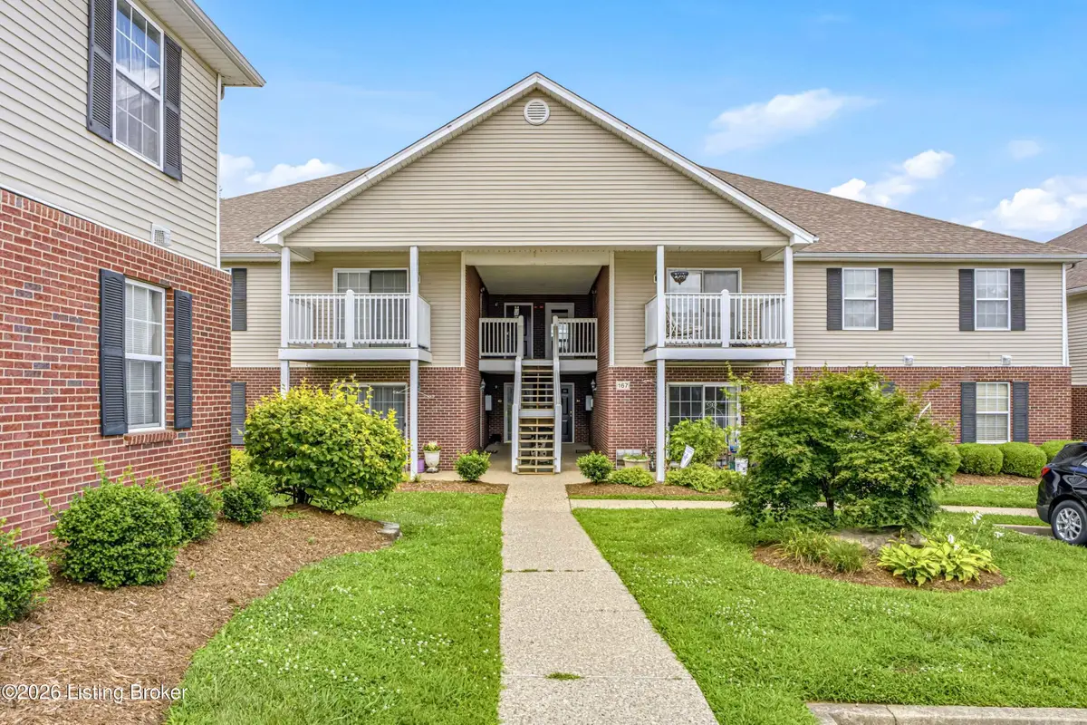 167 Central Blvd, Mount Washington, KY 40047 - #1