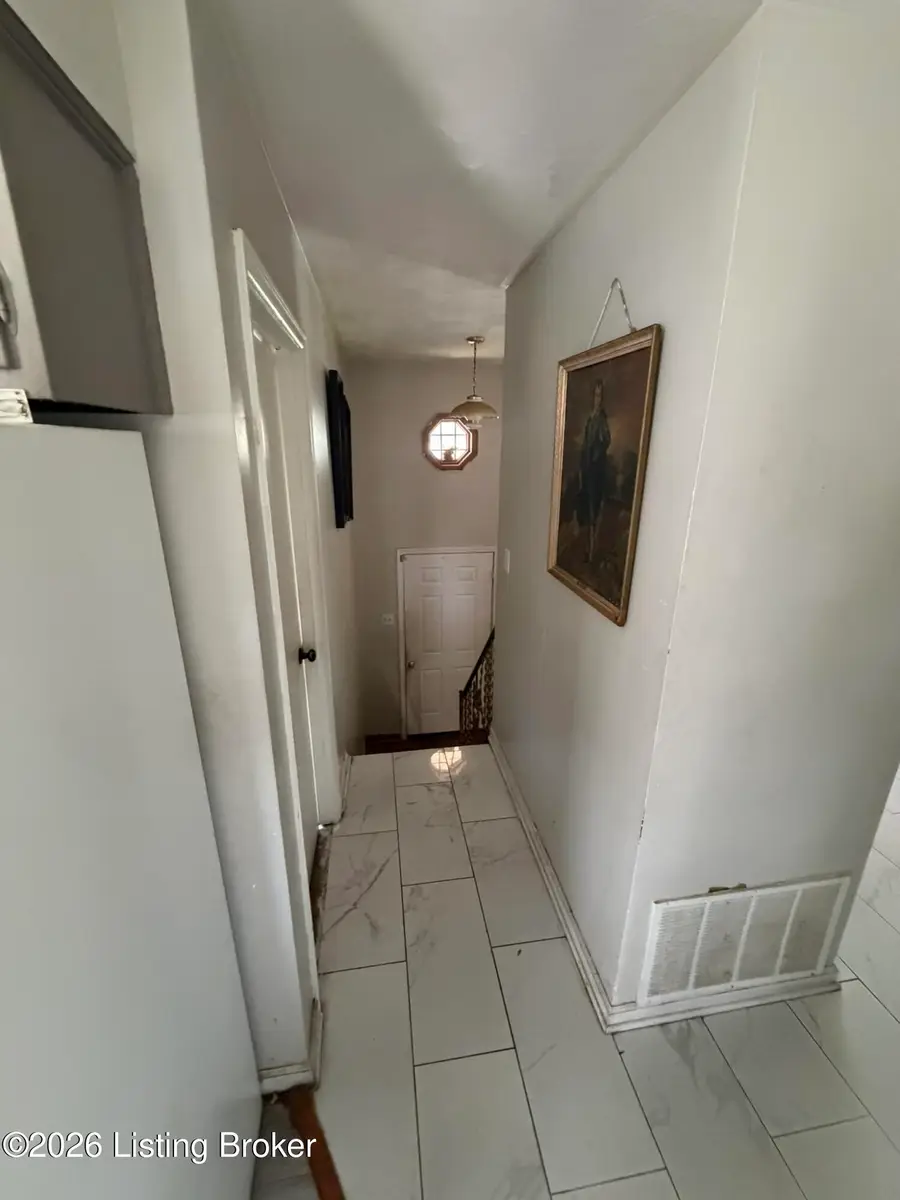 3607 Little John Ct, Louisville, KY 40219 - #2