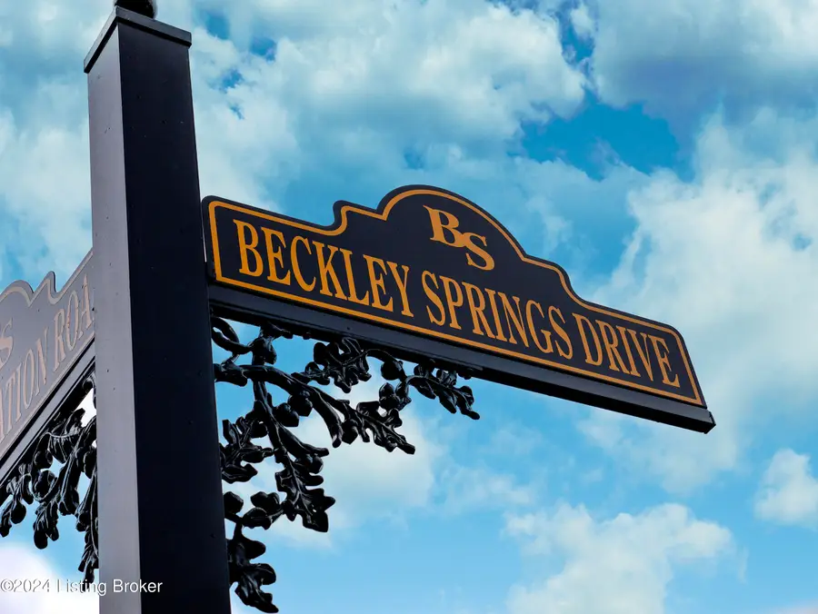 15101 Beckley Springs Dr, Louisville, KY 40245 - #2