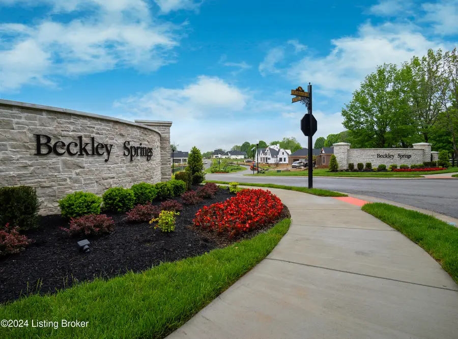 15101 Beckley Springs Dr, Louisville, KY 40245 - #3