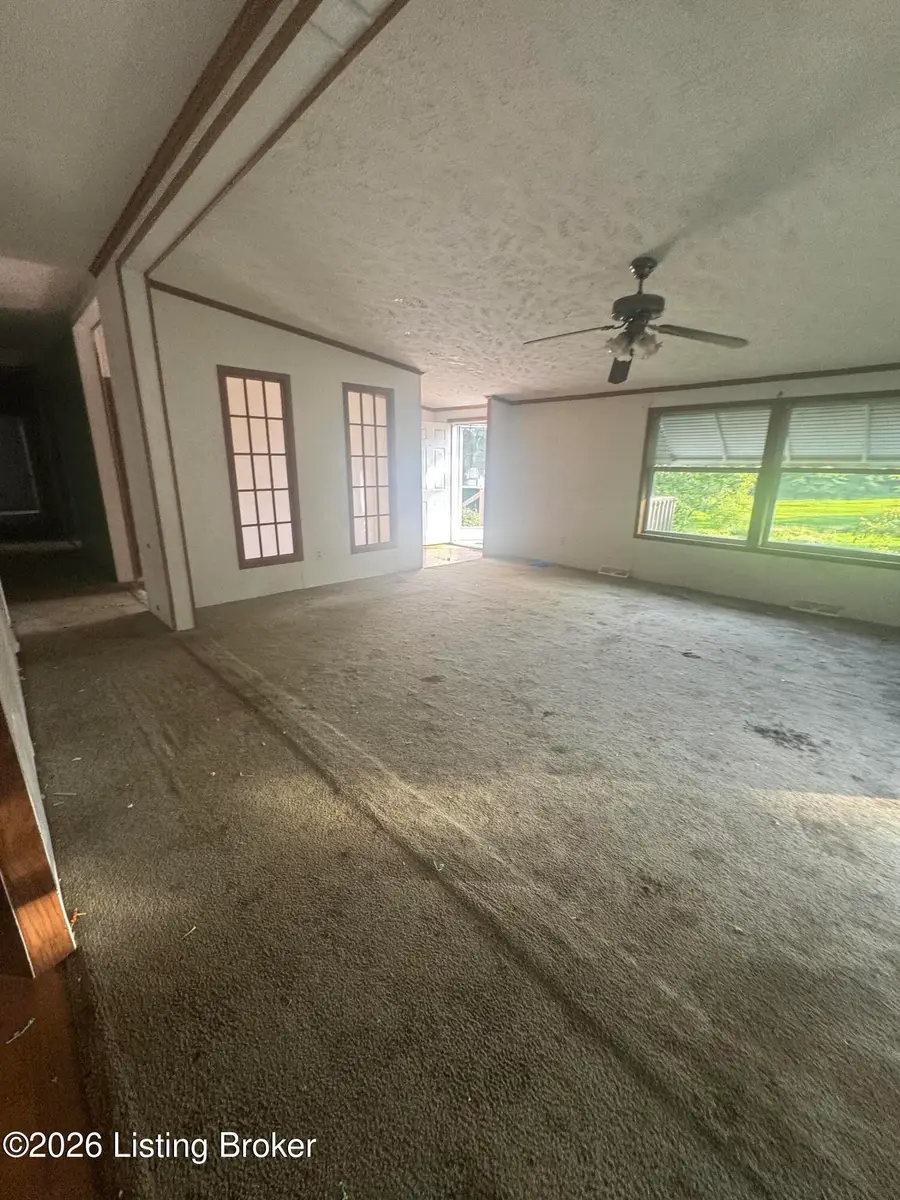 286 Moores Lane, Shepherdsville Southeast, KY 40110 - #2