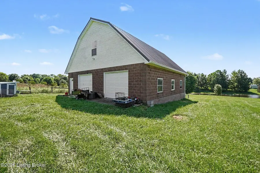 1695 Aiken Rd, Shelbyville, KY 40065 - #2