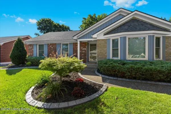 7210 Kort Way, Louisville, KY 40220