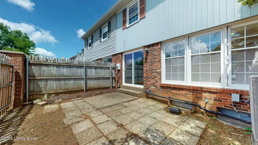 1222 Inverary Ct, Louisville, KY 40222 - #2