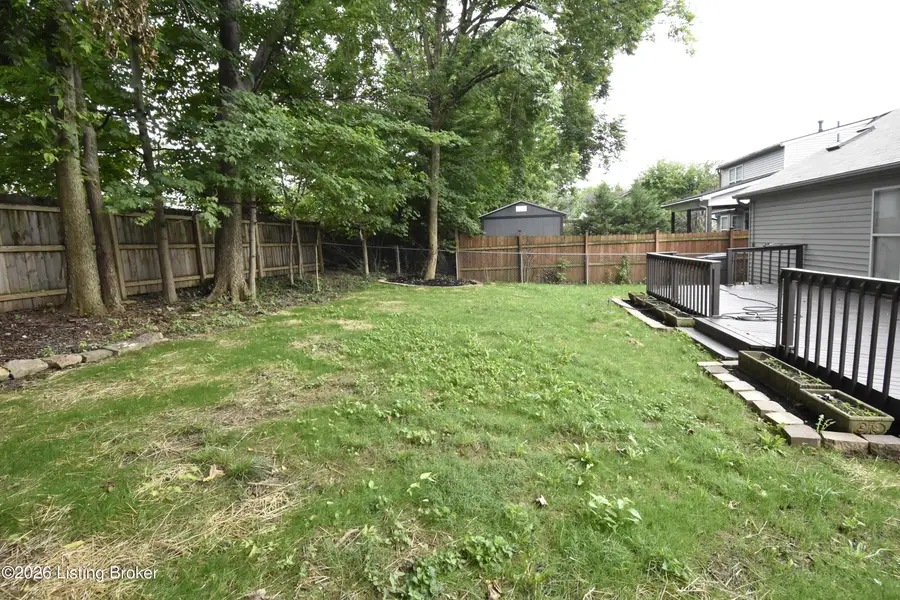 10306 Vantage Rd, Jeffersontown, KY 40299 - #3