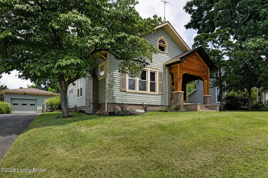 327 W Main St, Springfield, KY 40069 - #3
