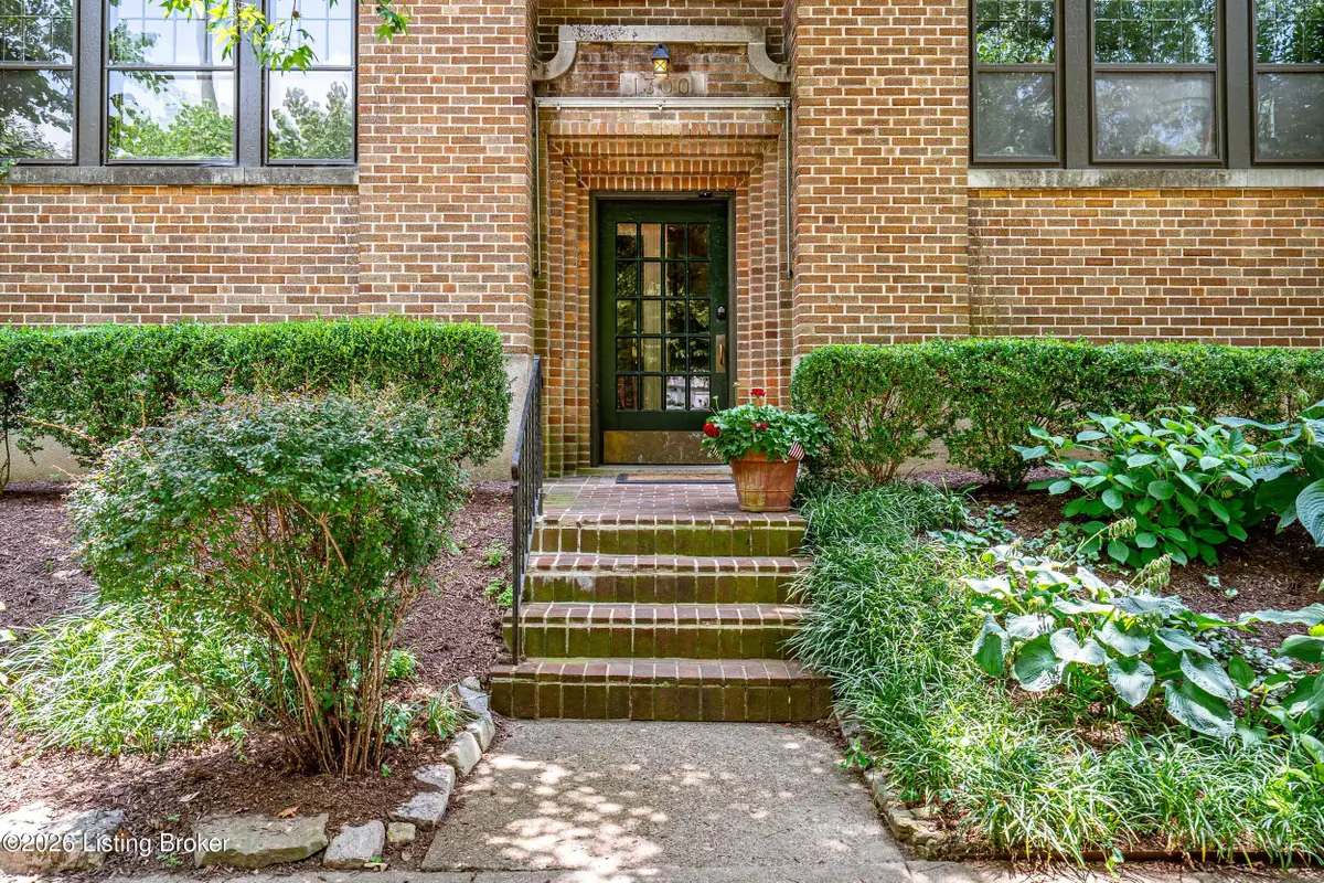 1300 Everett Ave #APT 6, Louisville, KY 40204 - #1
