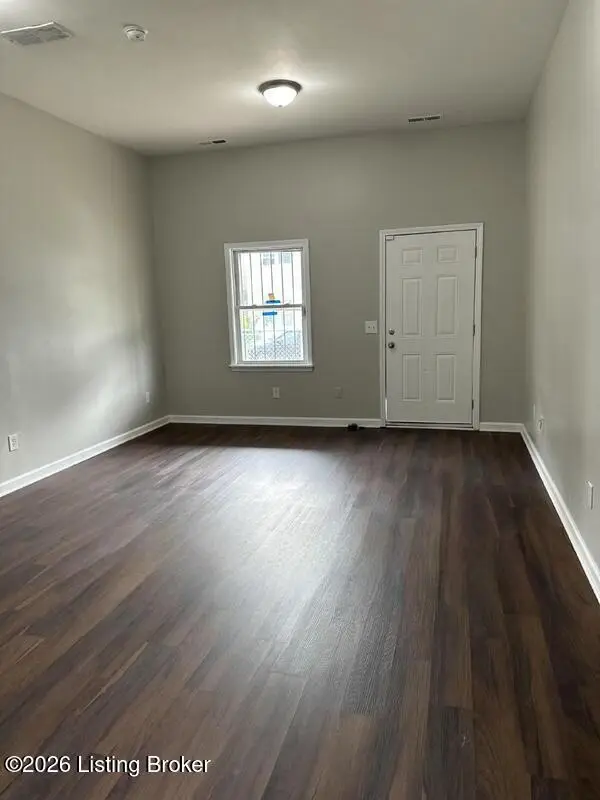 226 N 26th St, Louisville, KY 40212 - #3