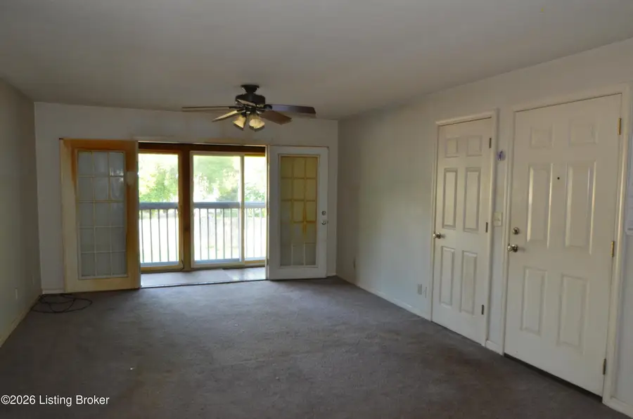 4406 Wisteria Landing Cir #202, Louisville, KY 40218 - #3