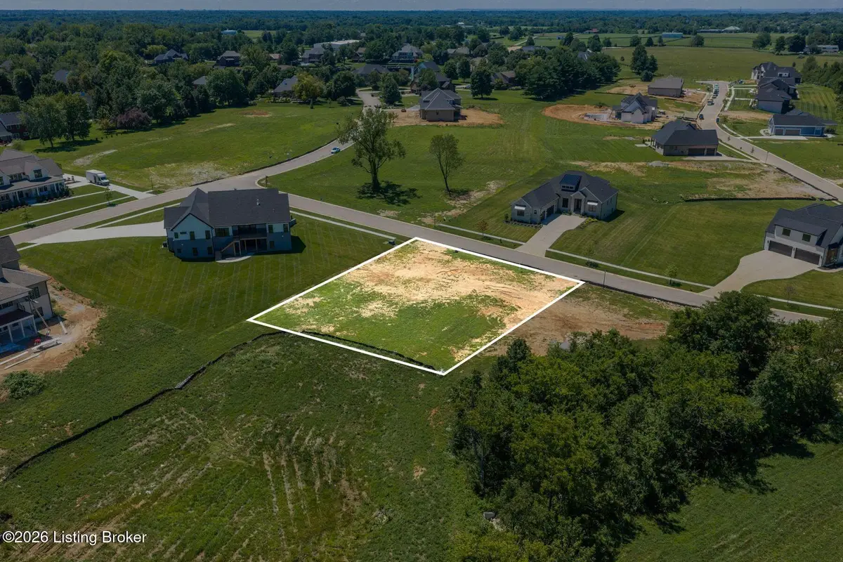 4003 Paramont Commons, Prospect, KY 40059 - #1