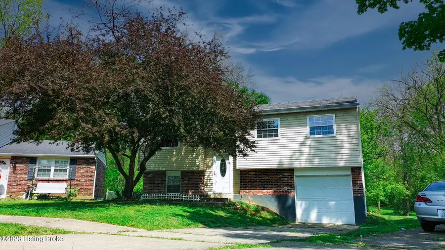 4601 Logby Pl, Louisville, KY 40272 - #2