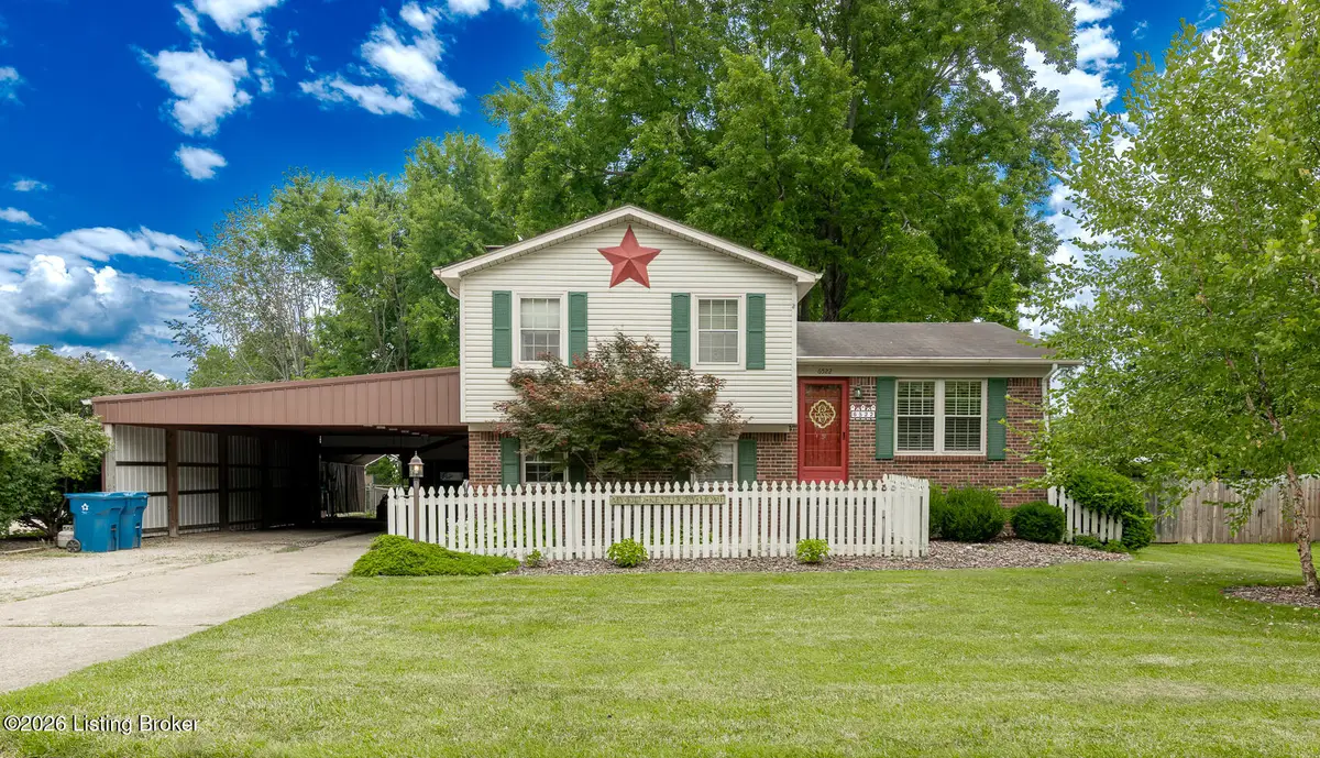 6522 Dunnlea Dr, Pewee Valley, KY 40056 - #1