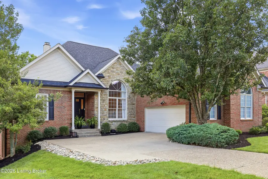 17120 Mallet Hill Dr, Louisville, KY 40245 - #2